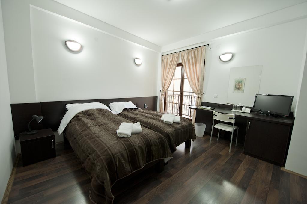 Hotel Theatre Bitola Phòng bức ảnh