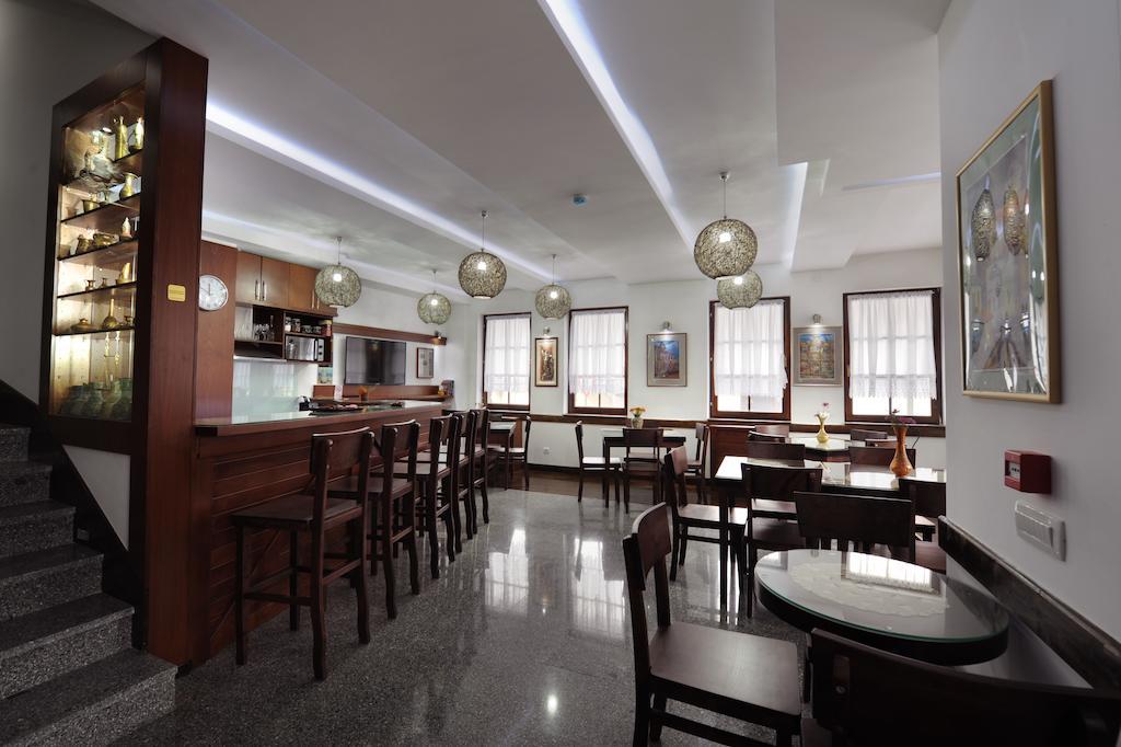 Hotel Theatre Bitola Ngoại thất bức ảnh